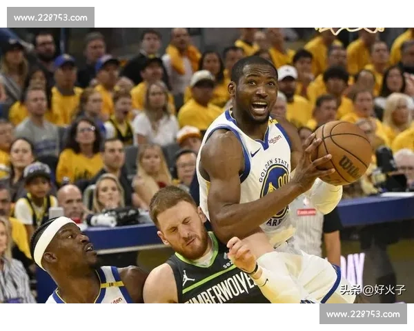 勇士队精彩比赛全程回放，重温经典时刻与关键胜利瞬间